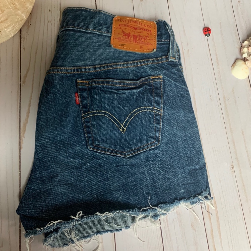 Levi’s 501 high waist jean cutoff shorts